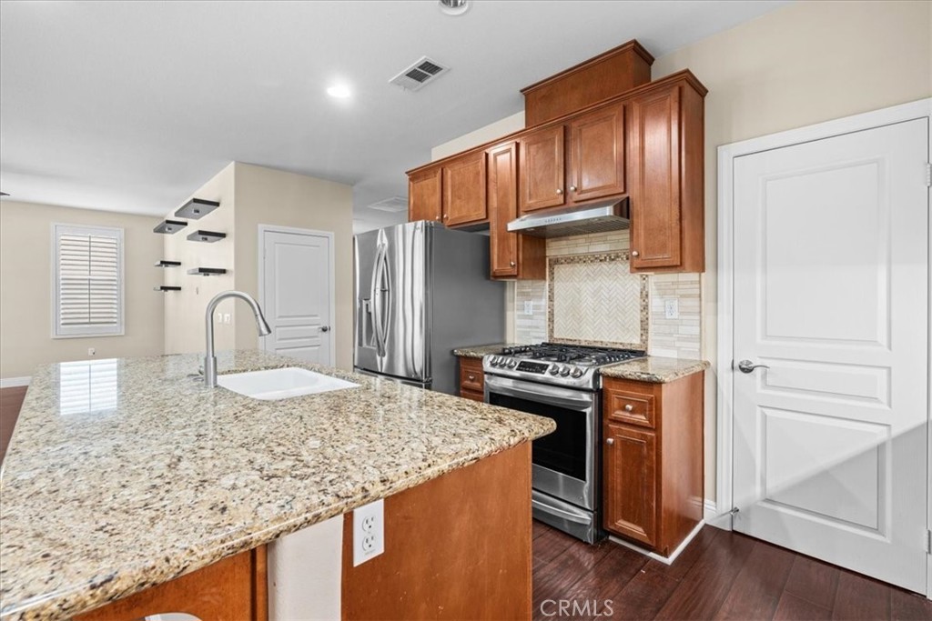 125 Thistle Property Photo 7