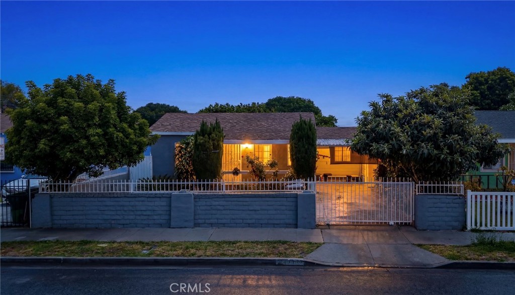 1818 N Rose Property Photo 18