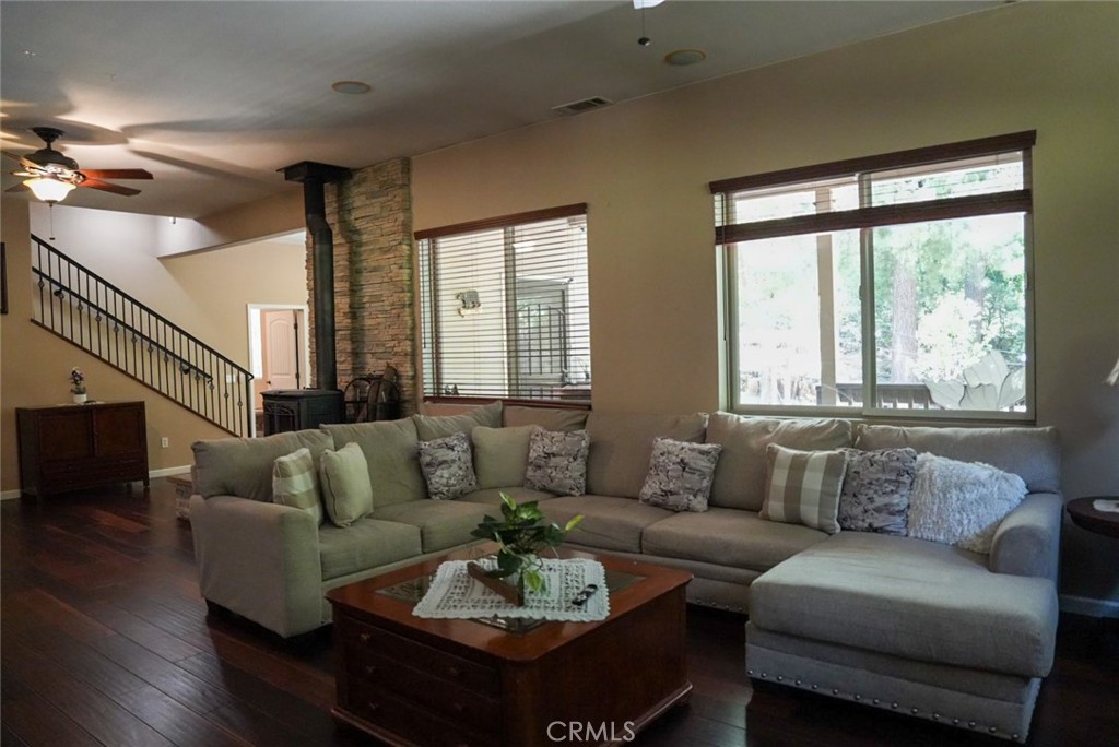 5865 Mountain Home Creek Road Property Photo 8