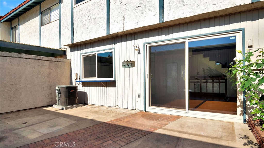 9817 Sun Valley Dr Property Photo 10