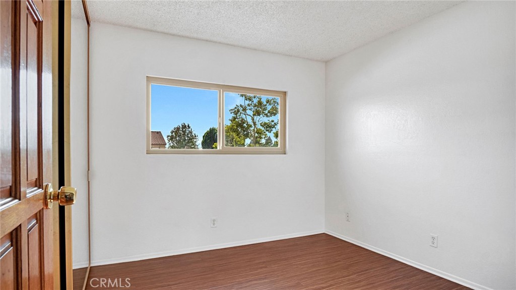 9817 Sun Valley Dr Property Photo 27