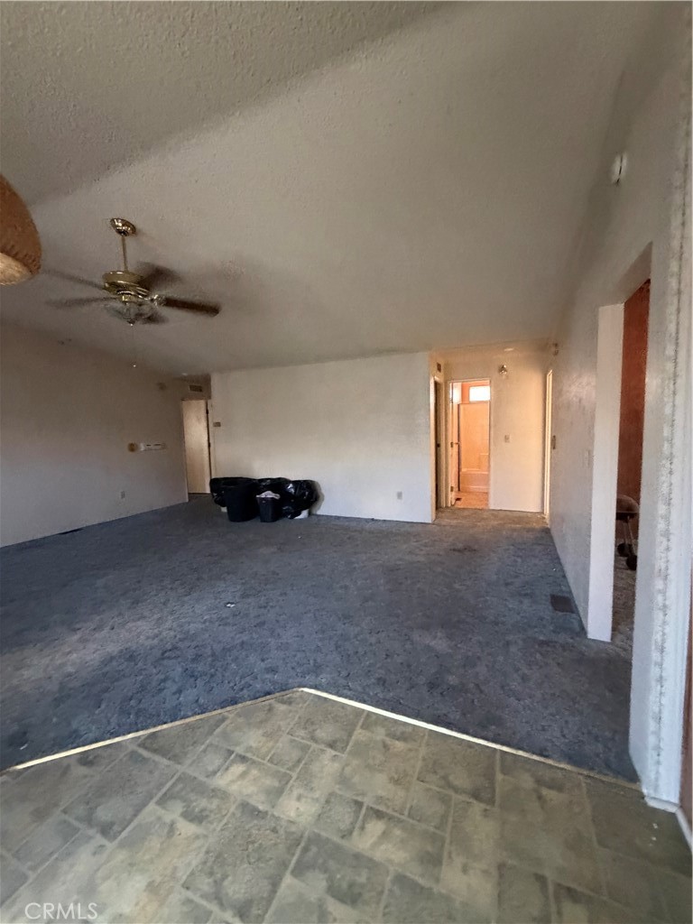 9161 Santa Fe E Avenue 34 Property Photo 7