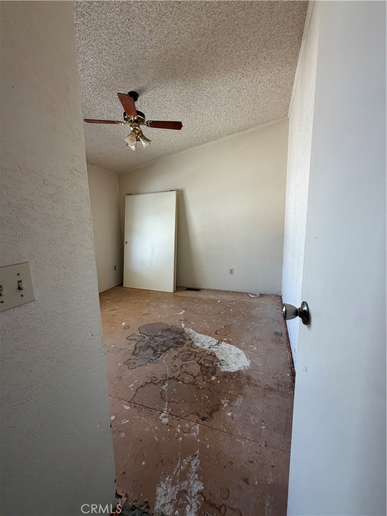 9161 Santa Fe E Avenue 34 Property Photo 22