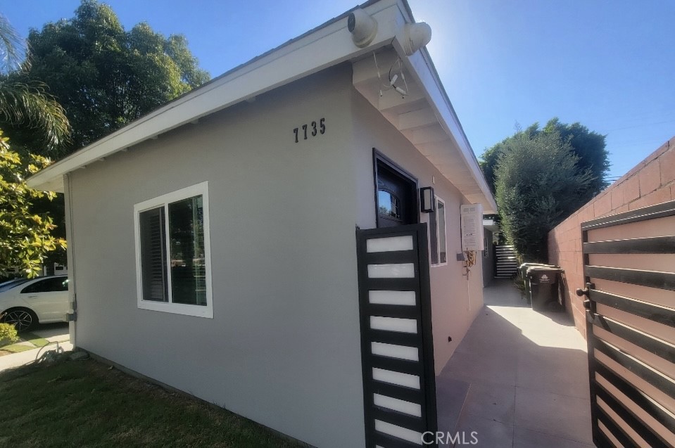 7735 Rhea Avenue Property Photo 2