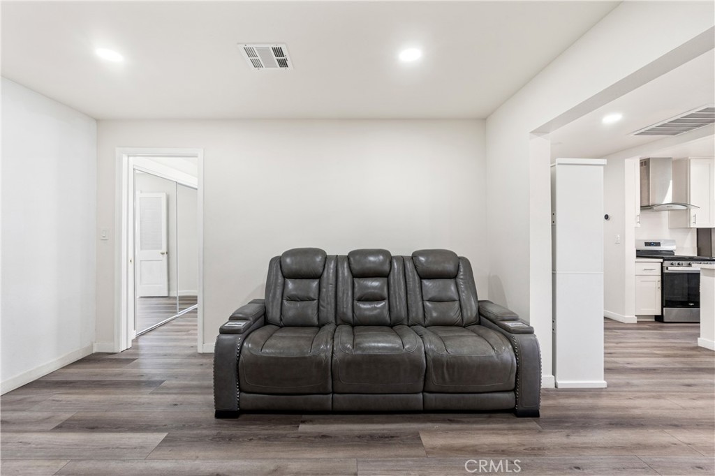 8030 Blandwood Property Photo 18
