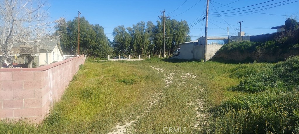 5 St E Avenue R Property Photo 3