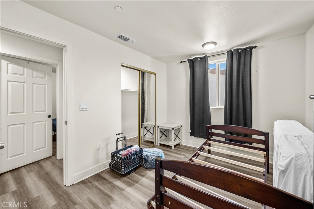 844 W 78th Street Property Photo 48