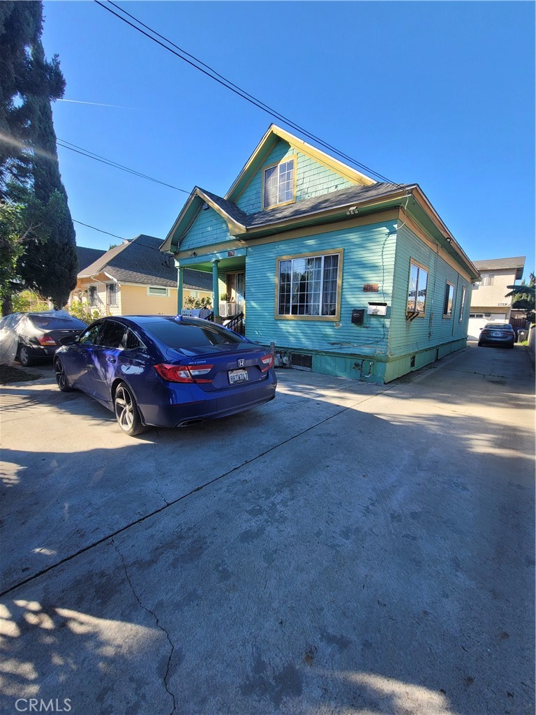 1757 S New England Property Photo 19