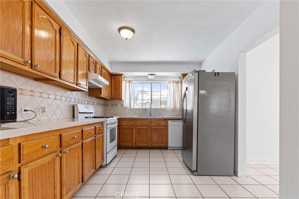 13541 Crossdale Property Photo 12