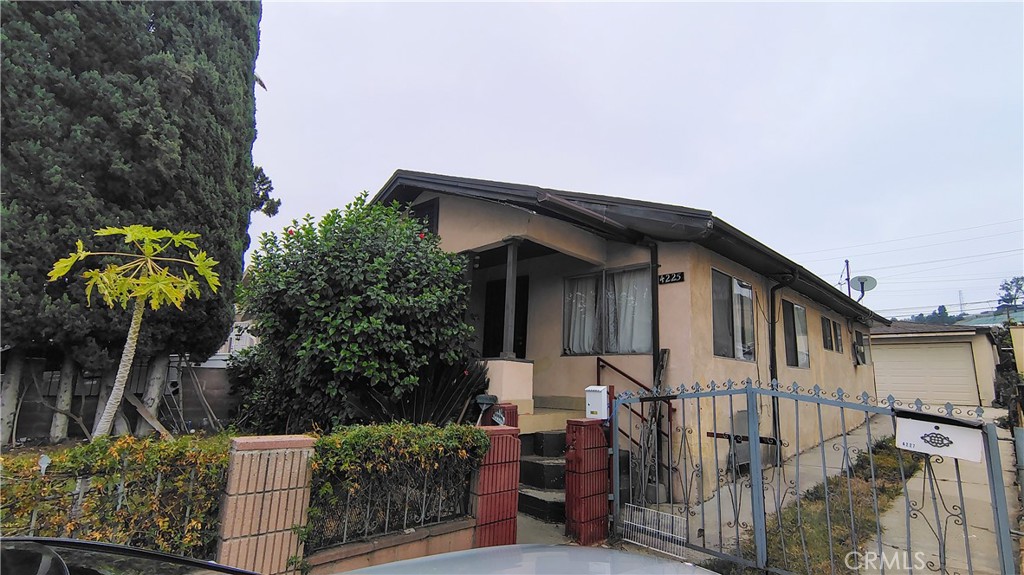 4225 Folsom Property Photo 3