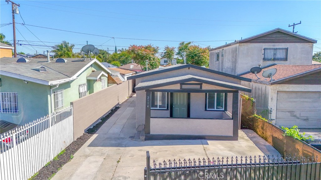 2114 E Knopf Property Photo 5