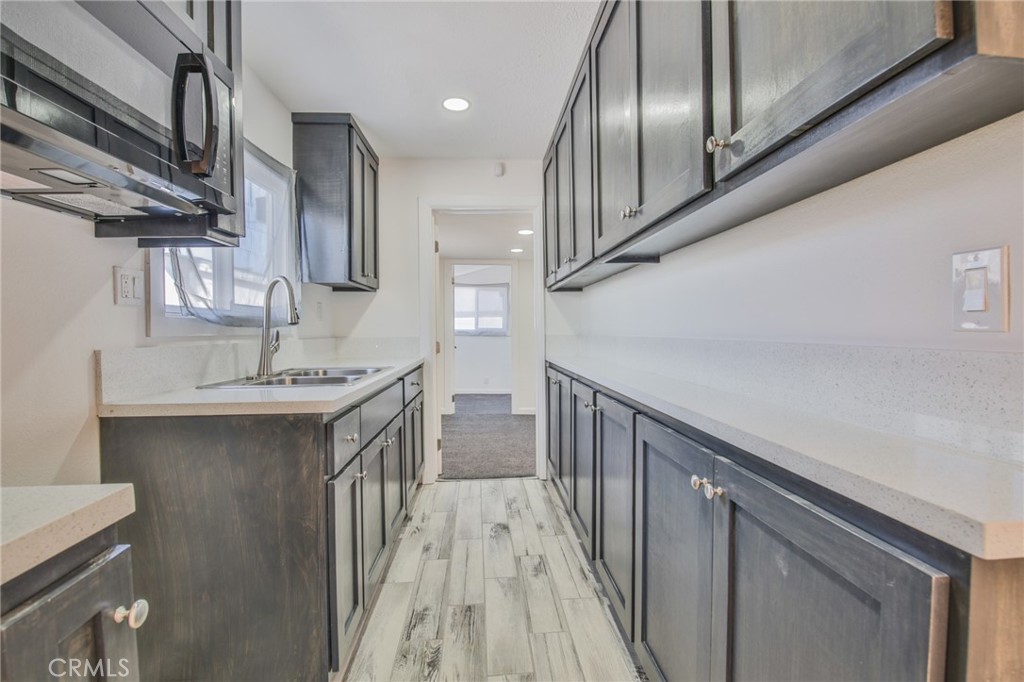 2114 E Knopf Property Photo 12