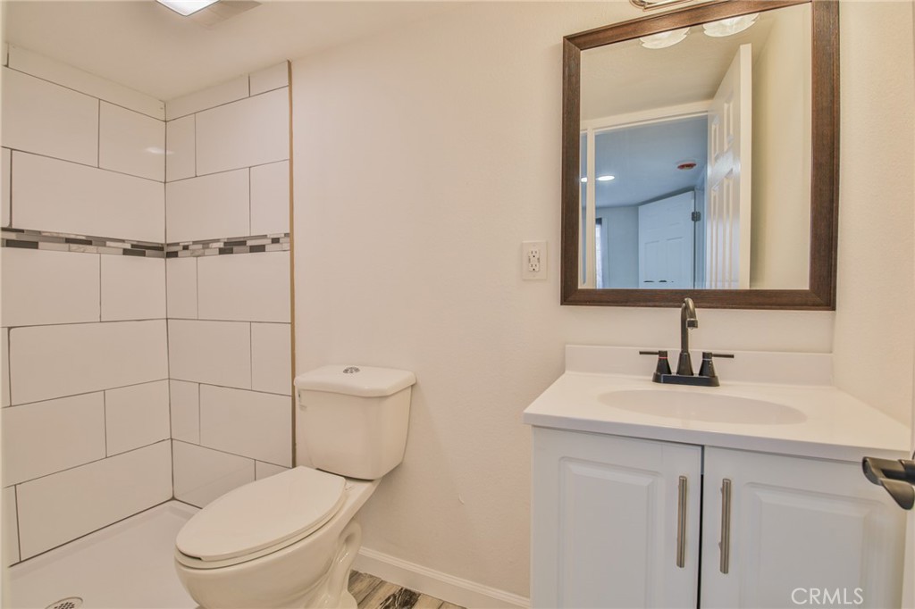 2114 E Knopf Property Photo 23