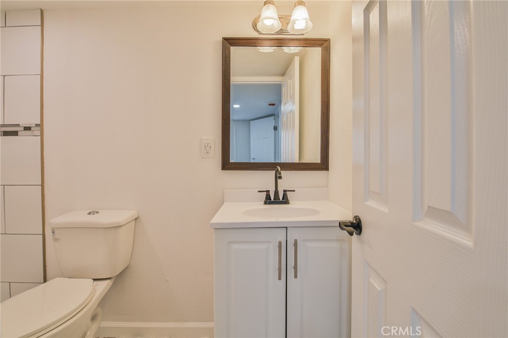 2114 E Knopf Property Photo 24