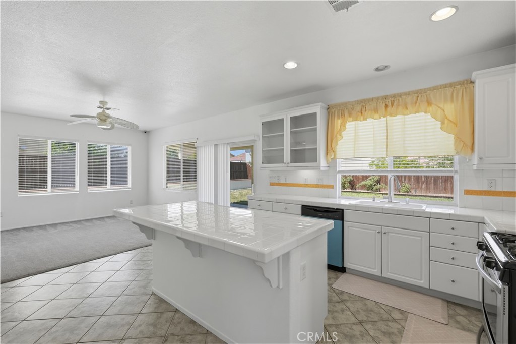 36849 Calabar Court Property Photo 12