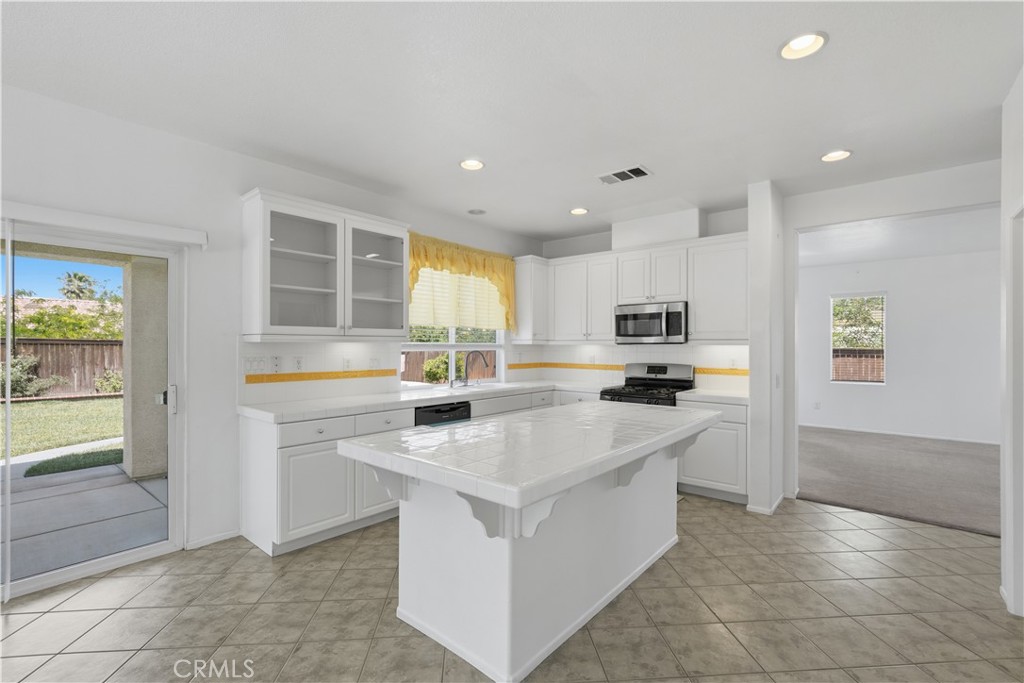 36849 Calabar Court Property Photo 13