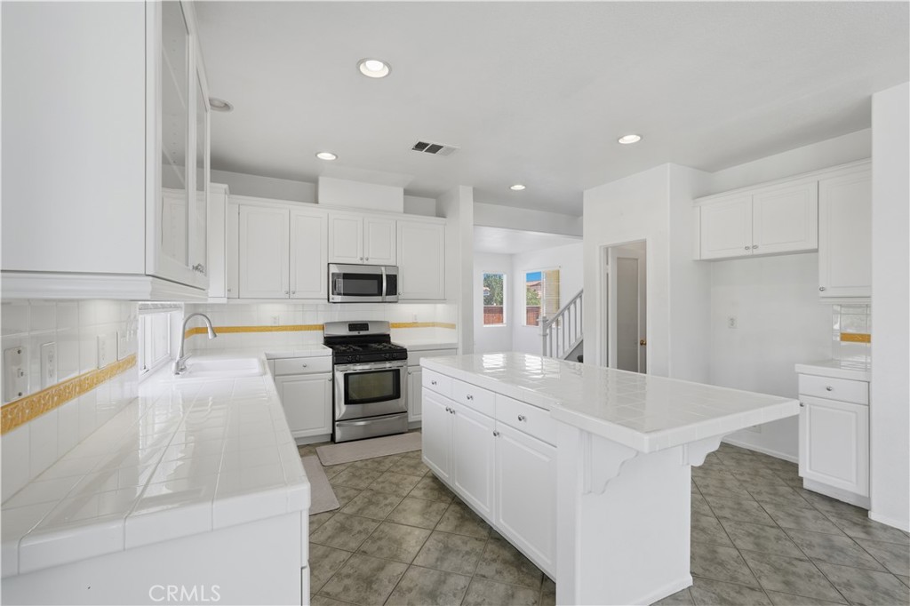 36849 Calabar Court Property Photo 14