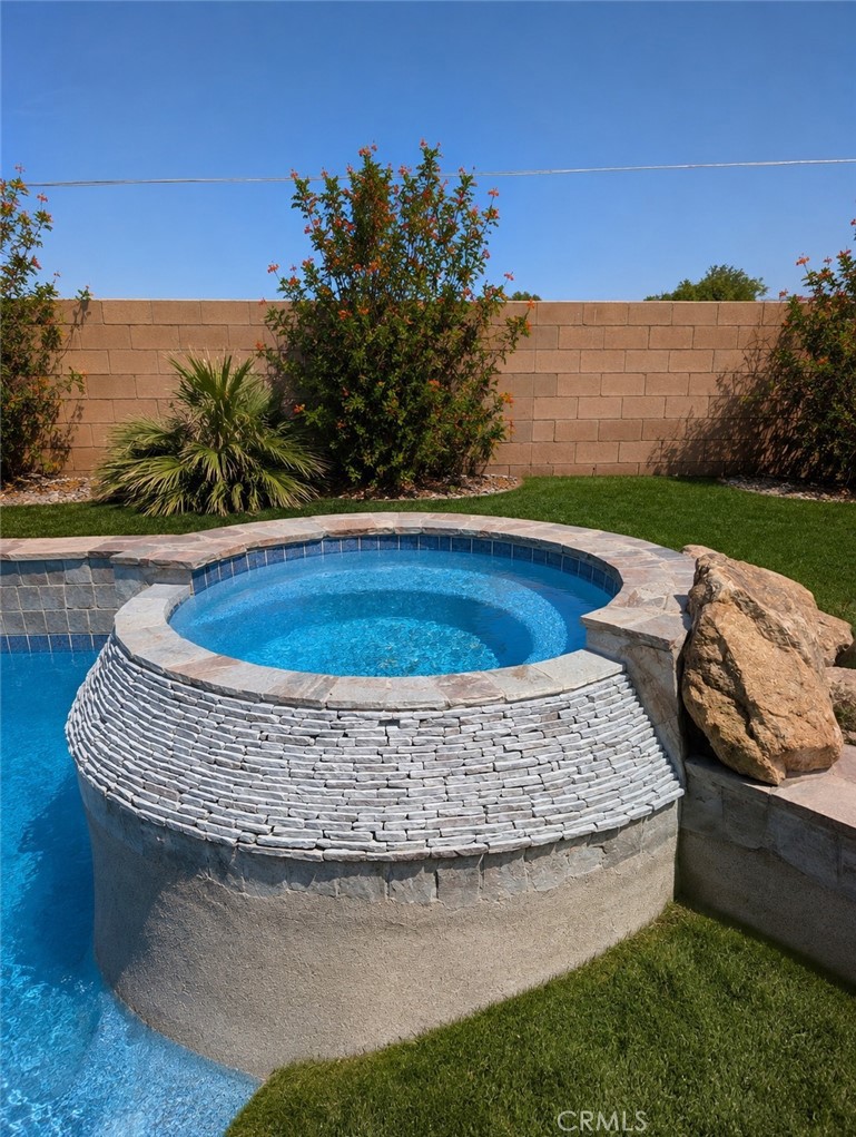79040 Cliff Property Photo 44