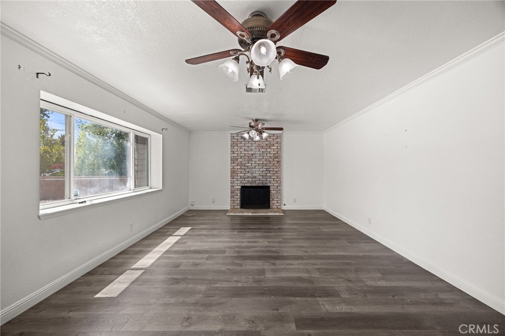 10937 Desert Sand Avenue Property Photo 7