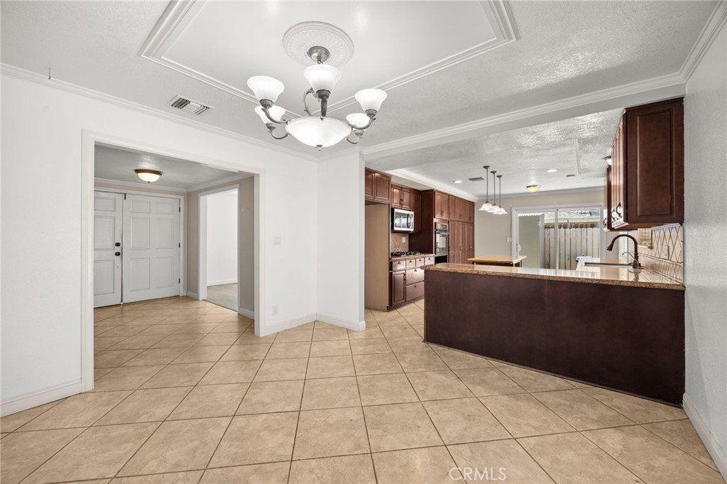 10937 Desert Sand Avenue Property Photo 15