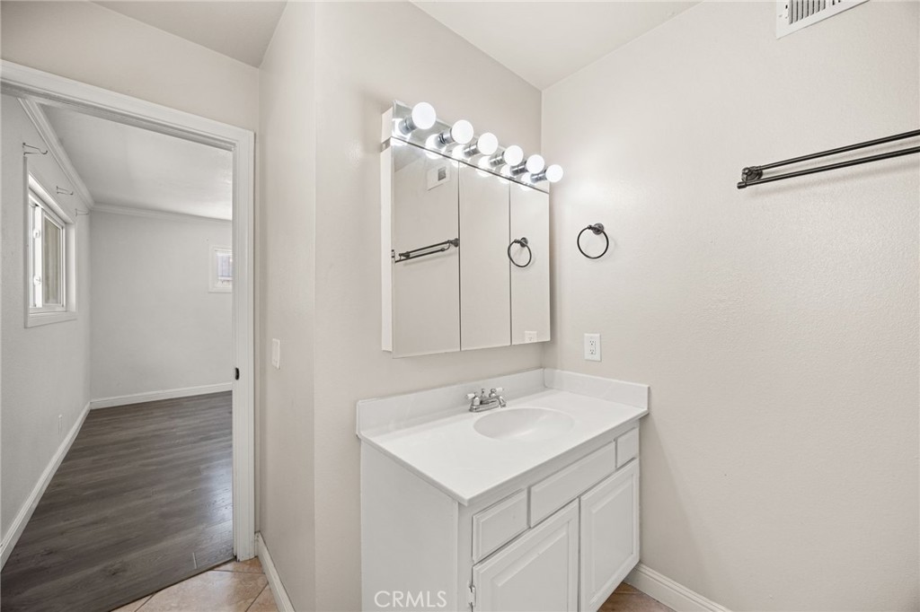10937 Desert Sand Avenue Property Photo 25