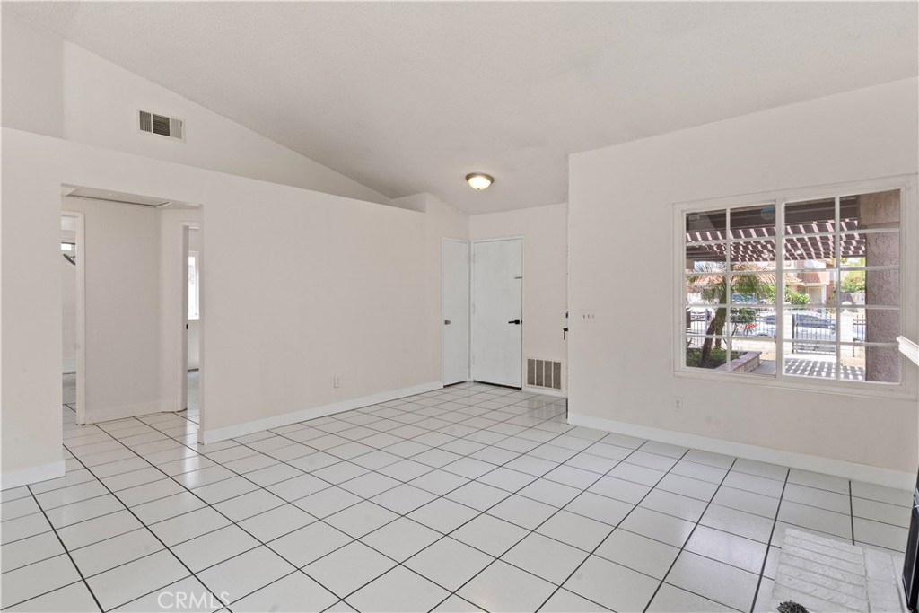 1529 Apple Creek Property Photo 5