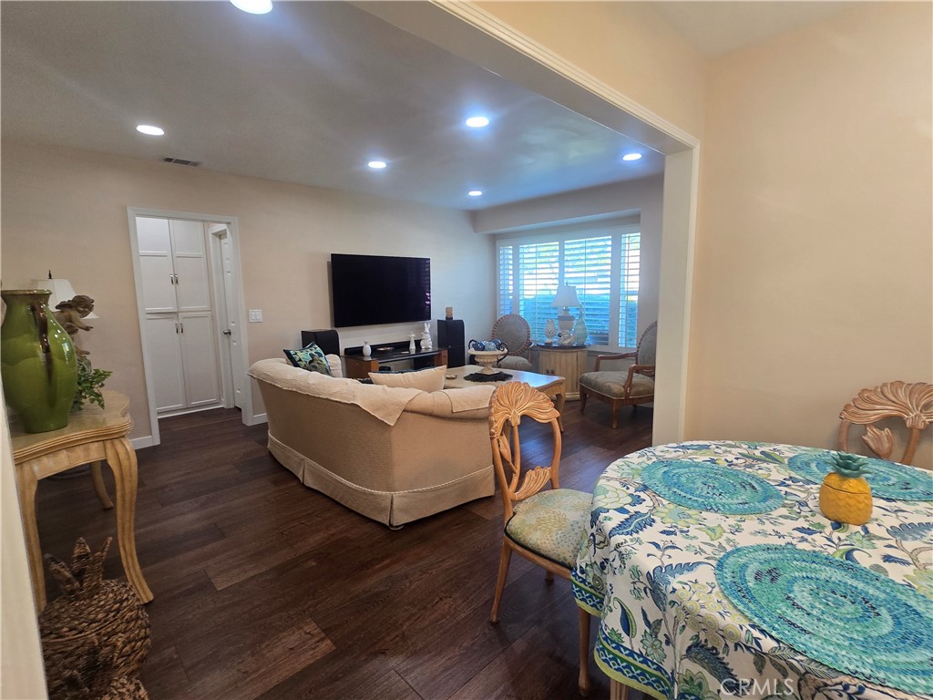 10613 Shellyfield Property Photo 5