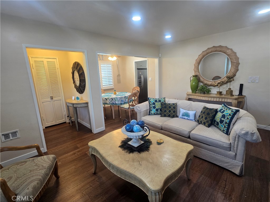 10613 Shellyfield Property Photo 7