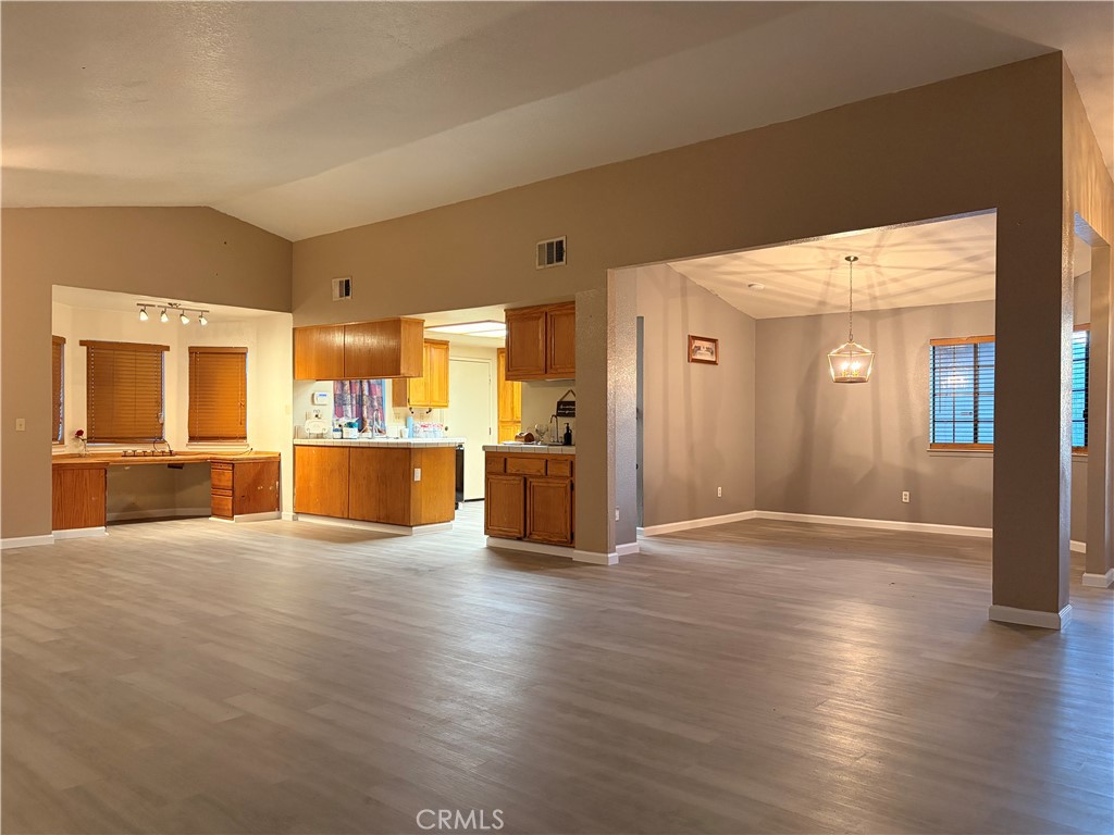 7183 Via Flores Property Photo 3