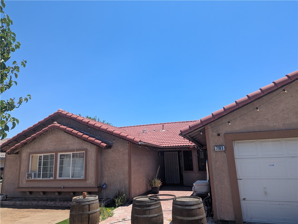 7183 Via Flores Property Photo 8