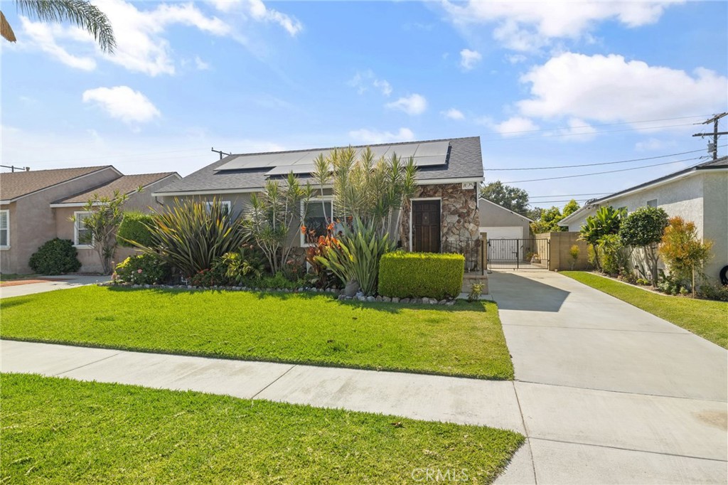 7628 Vicki Dr Property Photo 1