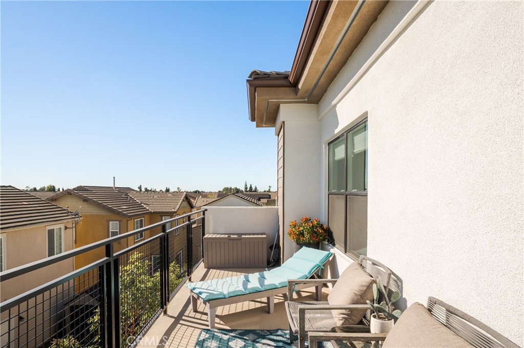 355 S Cypress Street Property Photo 47