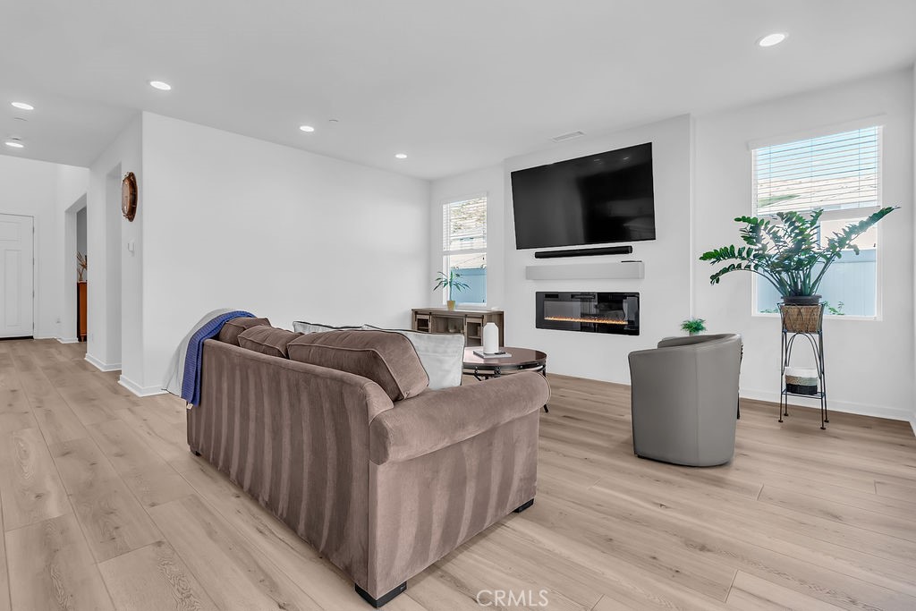 18100 Tableau Property Photo 14