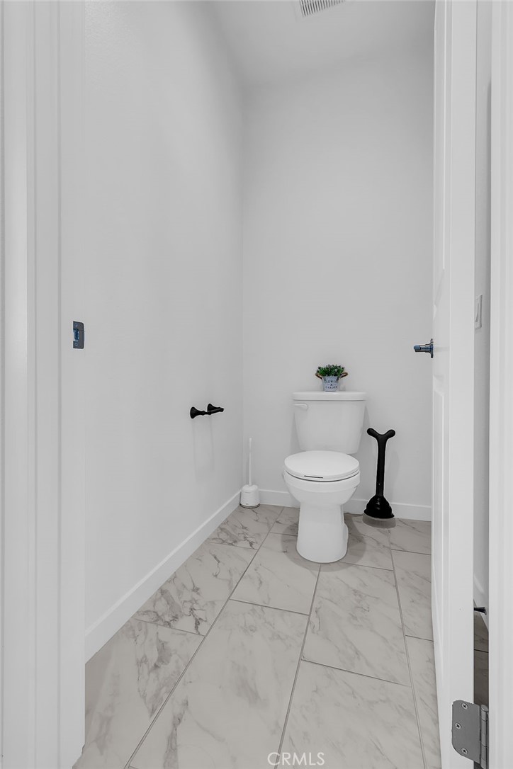 18100 Tableau Property Photo 27