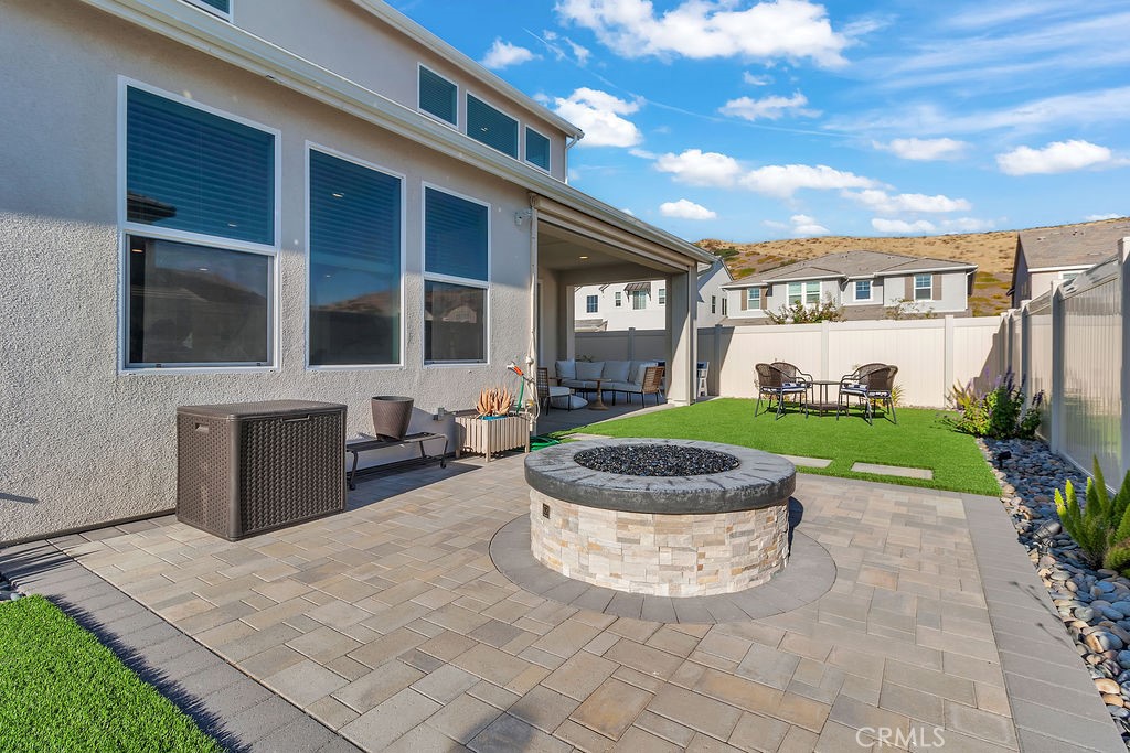 18100 Tableau Property Photo 36