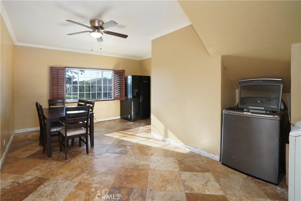 7802 Adwen Property Photo 11