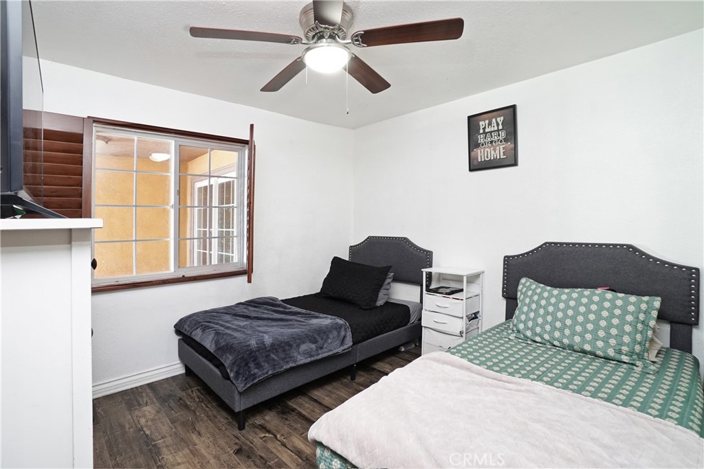 7802 Adwen Property Photo 16