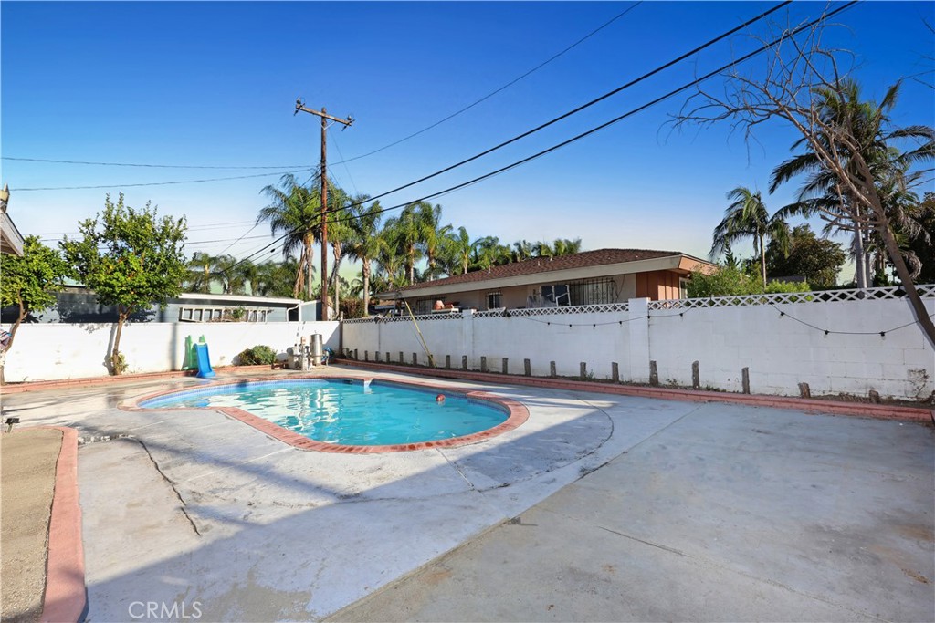 7802 Adwen Property Photo 20