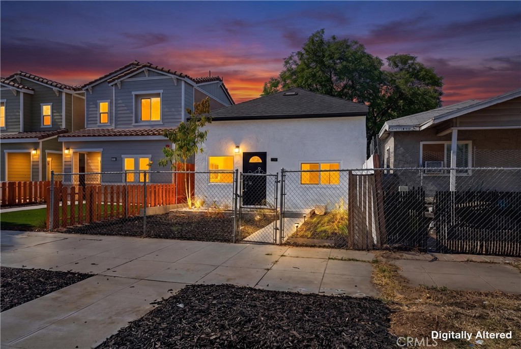 248 W N Property Photo 1