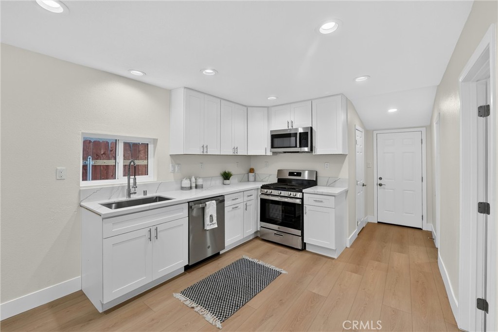 248 W N Property Photo 16