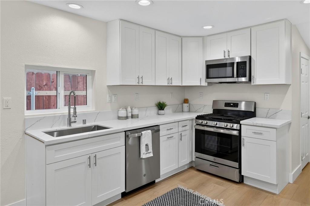 248 W N Property Photo 17
