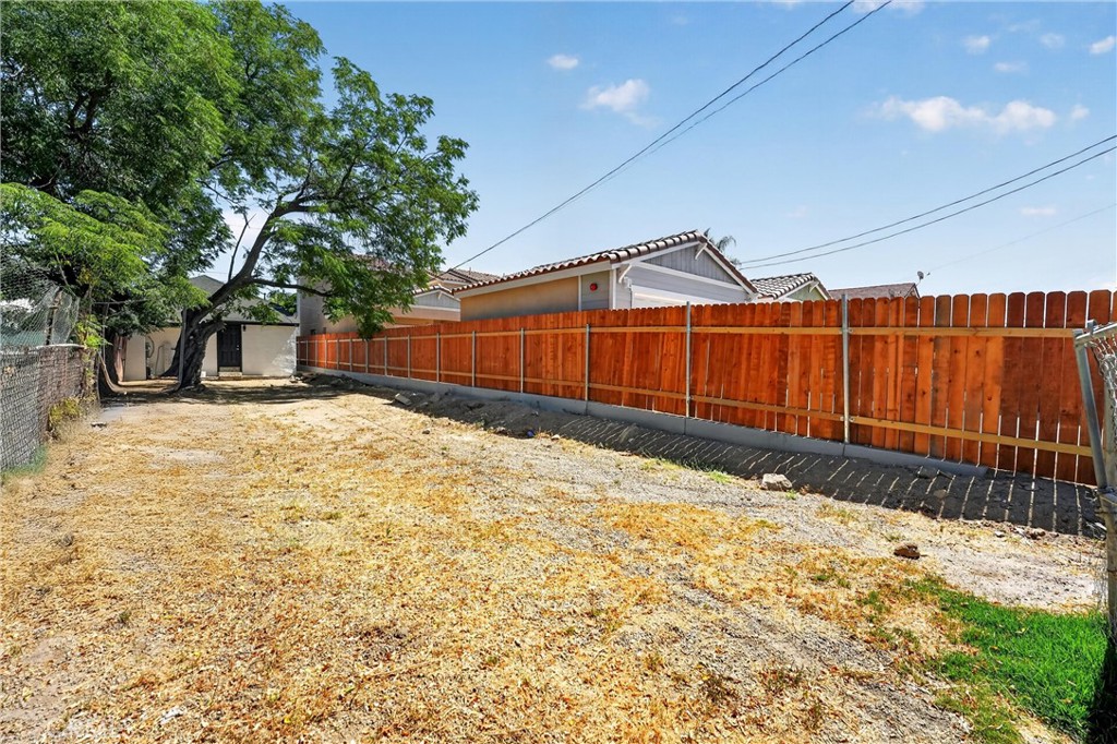 248 W N Property Photo 36