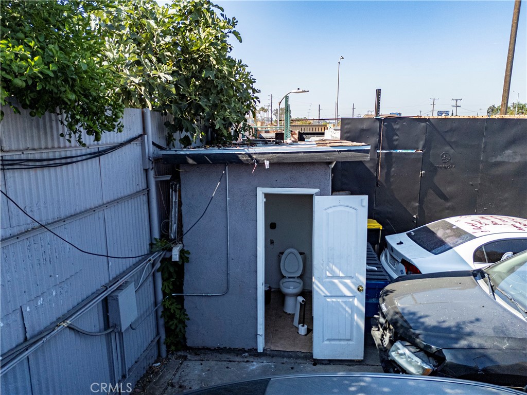 4701 Telegraph Property Photo 24