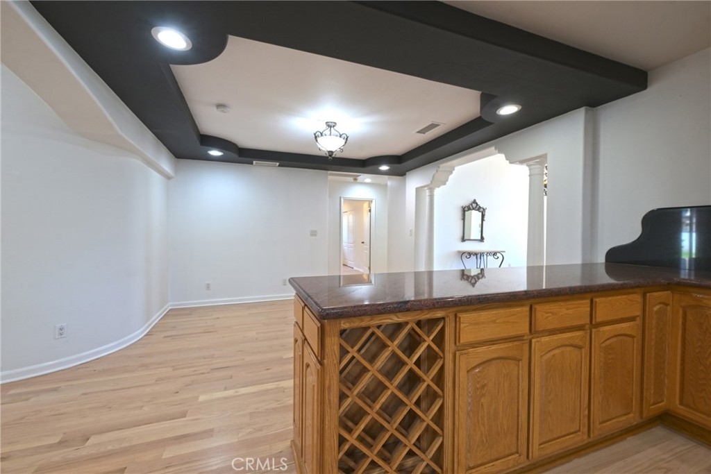 9457 Gotham Property Photo 17