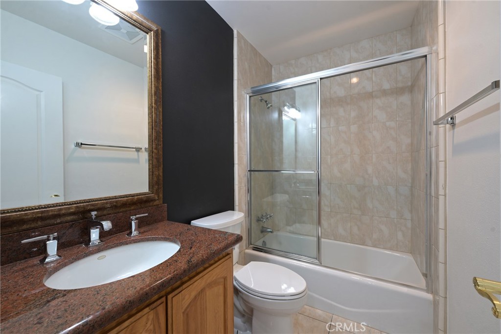 9457 Gotham Property Photo 25