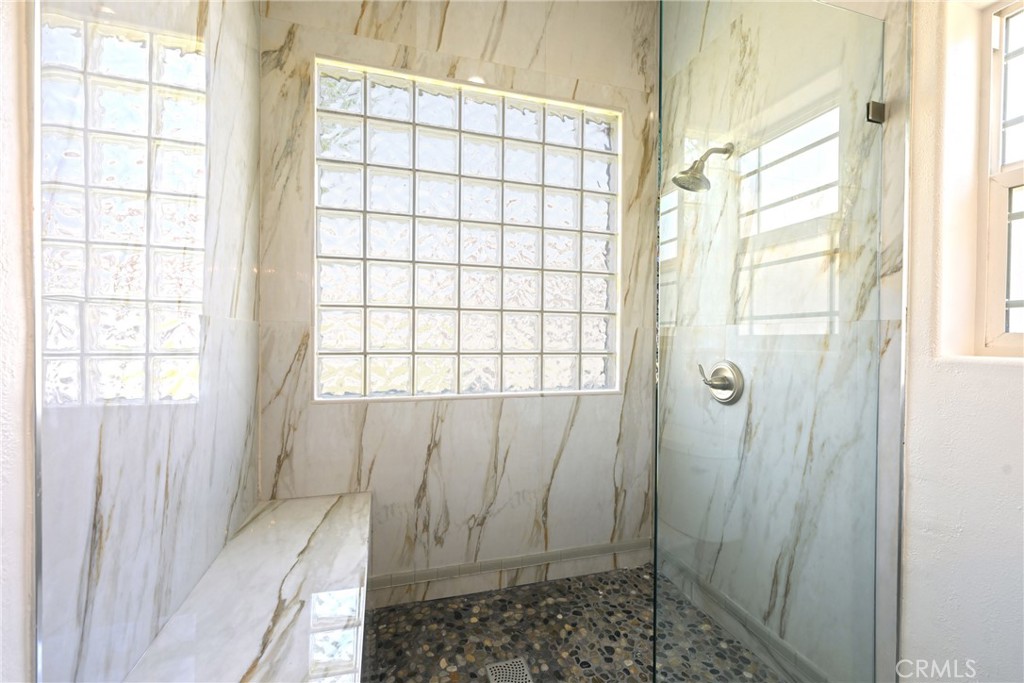 9457 Gotham Property Photo 30