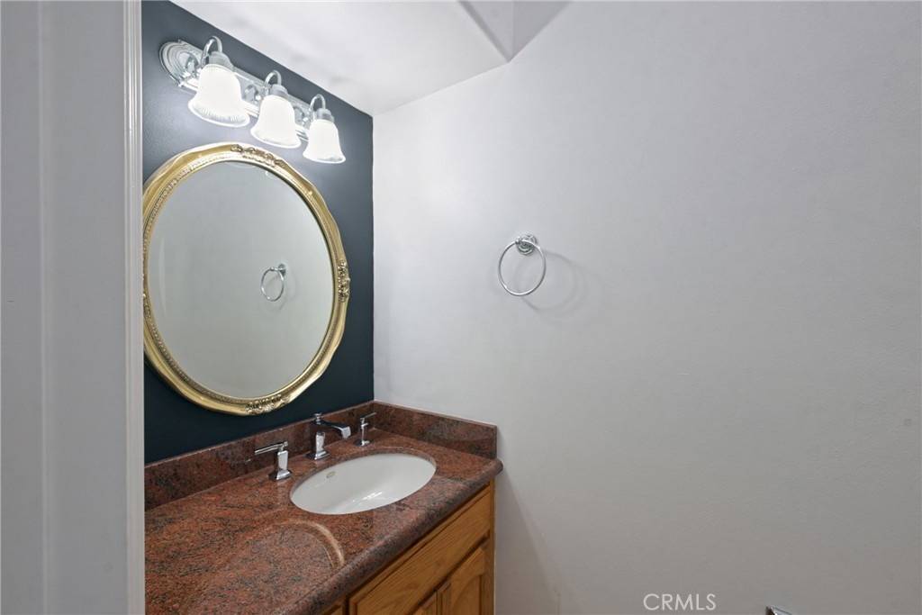 9457 Gotham Property Photo 33