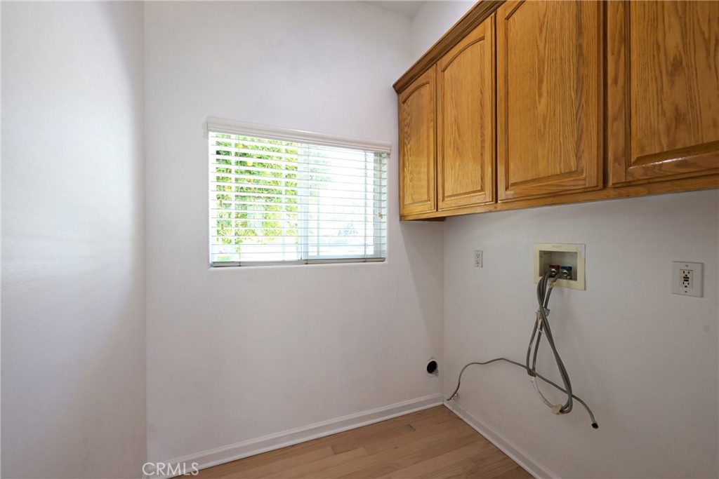 9457 Gotham Property Photo 34