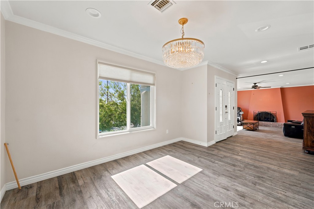 5650 Pickering Property Photo 7