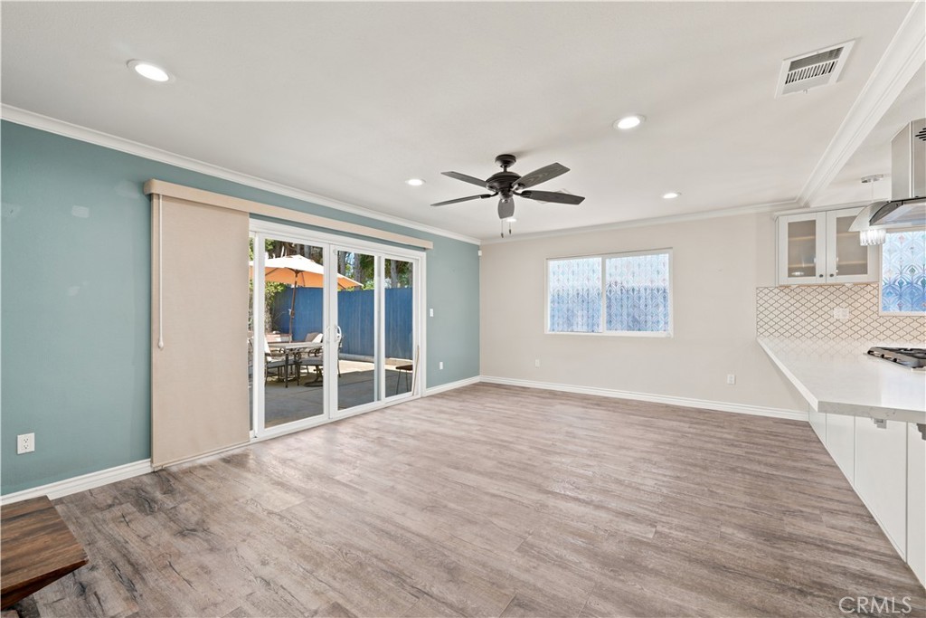 5650 Pickering Property Photo 17